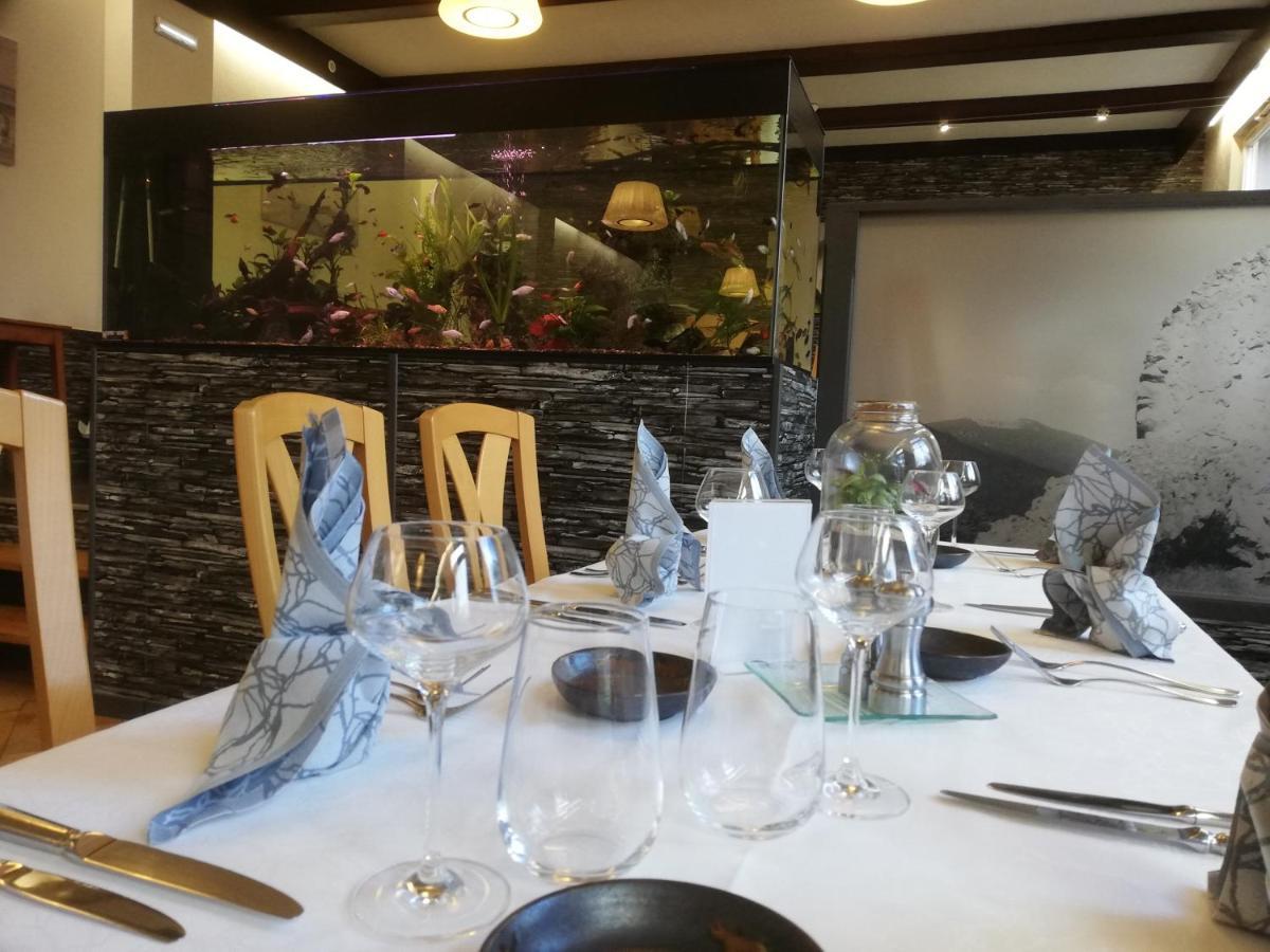 Hotel Restaurant Le Moschenross ตานน์ ภายนอก รูปภาพ