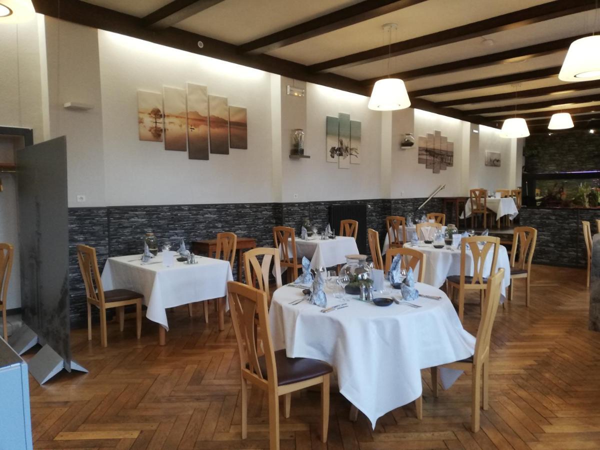 Hotel Restaurant Le Moschenross ตานน์ ภายนอก รูปภาพ
